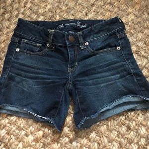 American Eagle shorts size 2!